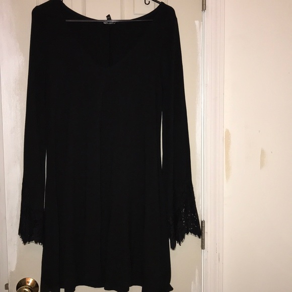 Plain Black dress - Picture 1 of 2